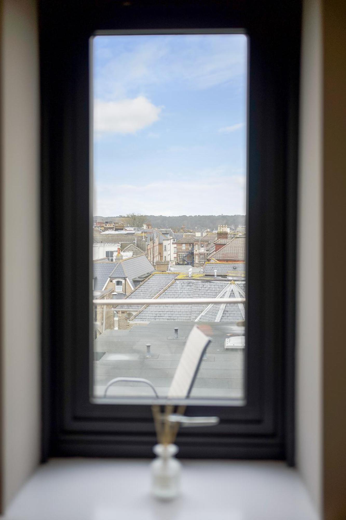 Apartamento Westcliff Penthouse With Sea Views And Balcony Bournemouth Exterior foto